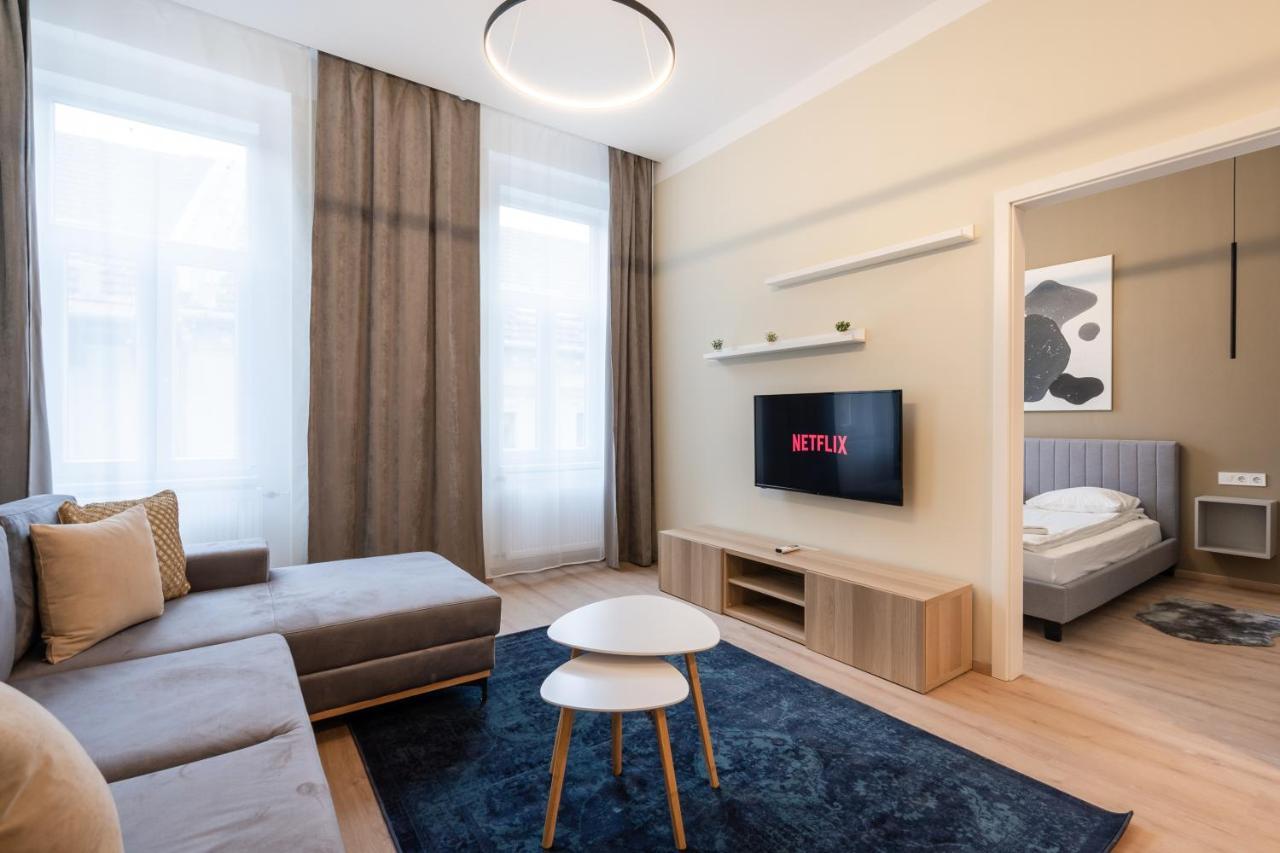 N36- Boutique Apartments, Best Location, By Bqa ブダペスト エクステリア 写真