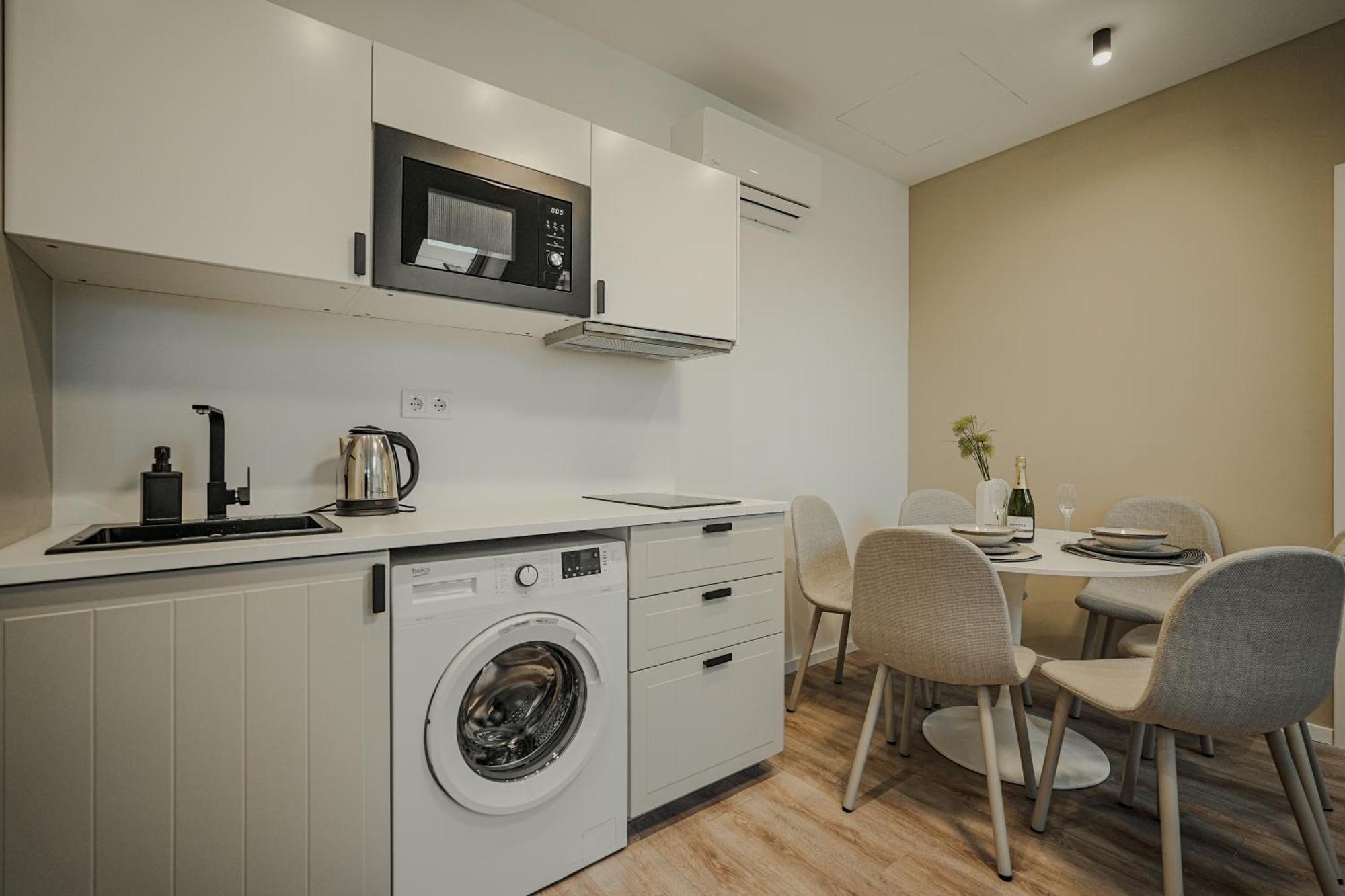 N36- Boutique Apartments, Best Location, By Bqa ブダペスト エクステリア 写真